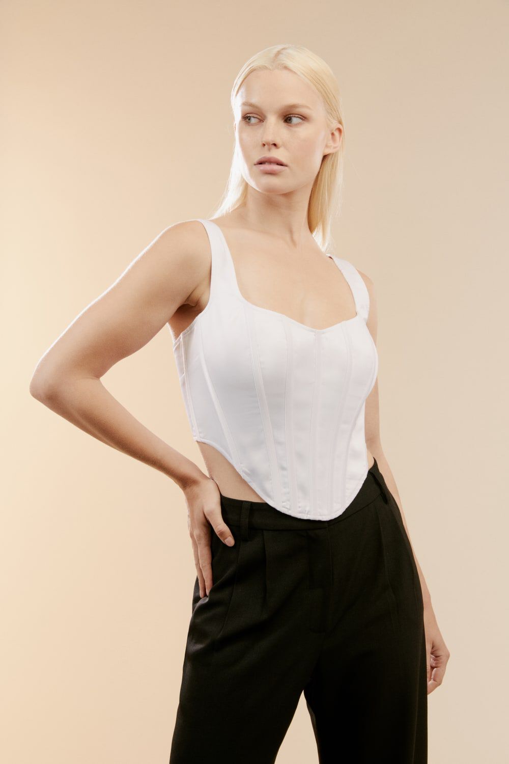 Delicacy White Lace V-Neck Bandeau Corset Top – Club L London - USA